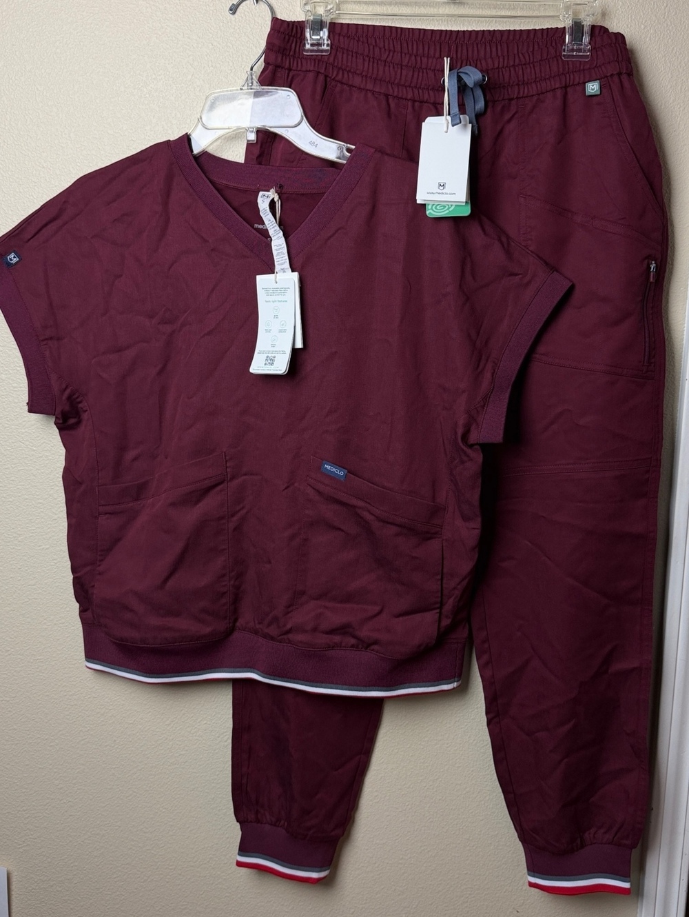 Mediclo Scrub Set NWT | Burgundy